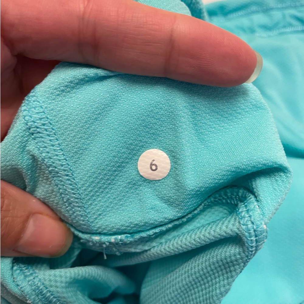 Lululemon | Elevate Tank | Angel Blue / Tonka Stripe Angel Blue White | Size 6 - Picture 13 of 13